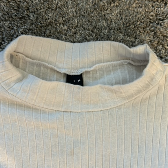 Women’s SHEIN Long-Sleeve Tee White Size M - Picture 2 of 3